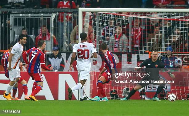 Franck Ribery of Bayern Muenchen scores their first goal during the UEFA Champions League Group E match between FC Bayern Munchen and AS Roma at...