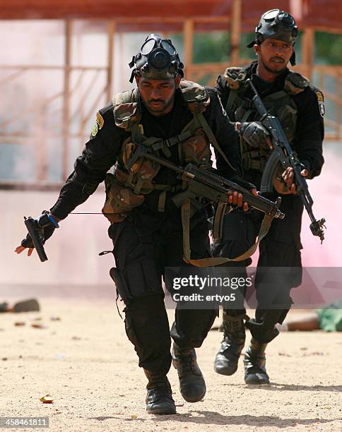 sri lankan special forces - sri lanka commando stock pictures, royalty-free photos & images