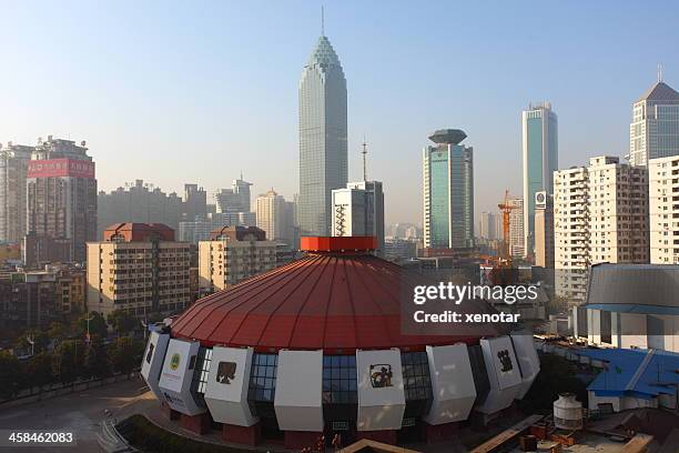 186 Acrobatically Stock Photos, High-Res Pictures, and Images - Getty ...