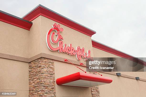 chick-fil-a fast food restaurant - chick fil a stock pictures, royalty-free photos & images