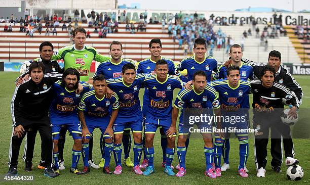 Players of Sporting Cristal pose for a group photo prior a match between San Martin and Sporting Cristal as part of sixth round of Torneo Clausura...