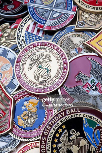 marine corps challenge coins - mtmcoins stockfoto's en -beelden