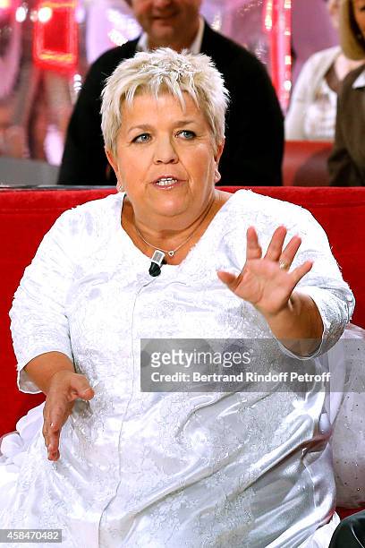 Actress Mimie Mathy presents her Show "Je papote avec vous" dressed in a wedding dress during the 'Vivement Dimanche' French TV Show at Pavillon...