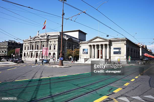 musee rath and grand theatre de geneve, geneva, switzerland - grand theatre de geneve stock pictures, royalty-free photos & images