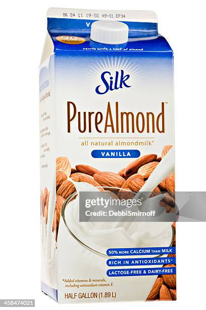 pure mandelmilch aus - gallone stock-fotos und bilder