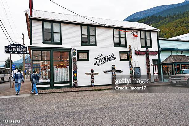Curio Shop 112 Curio Shops Stock Photos, High-Res Pictures, and Images - Getty Images