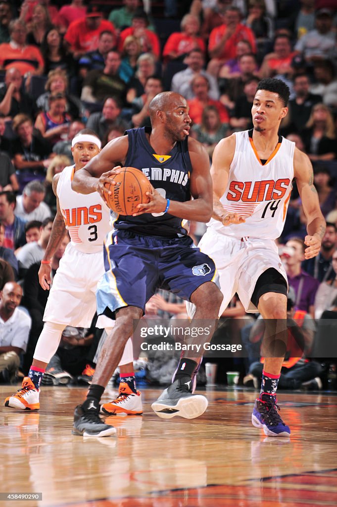 Memphis Grizzlies v Phoenix Suns