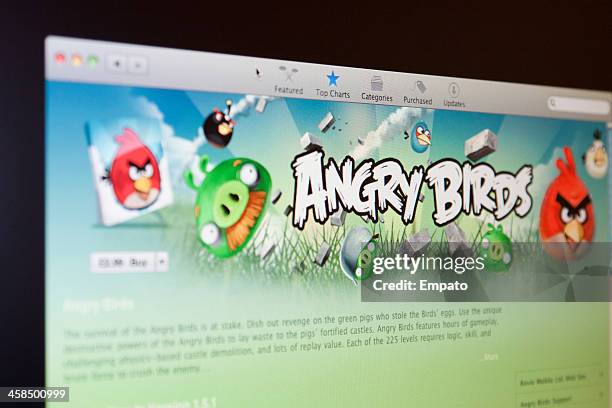 angry birds on apple's app store. - angry birds namngivna videospel bildbanksfoton och bilder