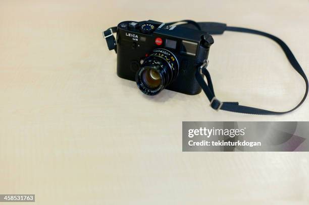 old leica film camera - leica camera stock pictures, royalty-free photos & images