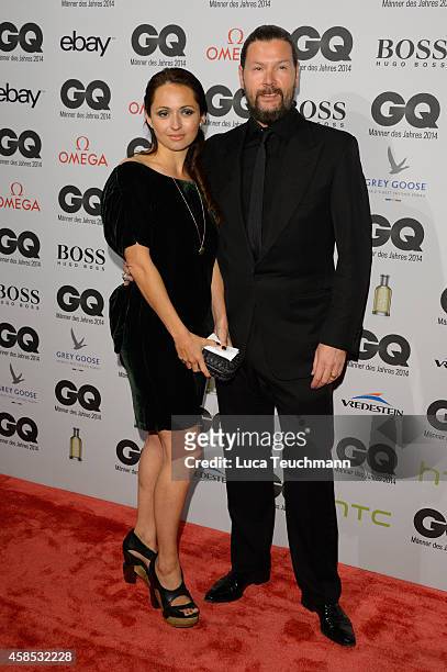 Rea Garvey and his wife Josephine arrive at the GQ Men of the Year Award 2014 at Komische Oper on November 6, 2014 in Berlin, Germany.