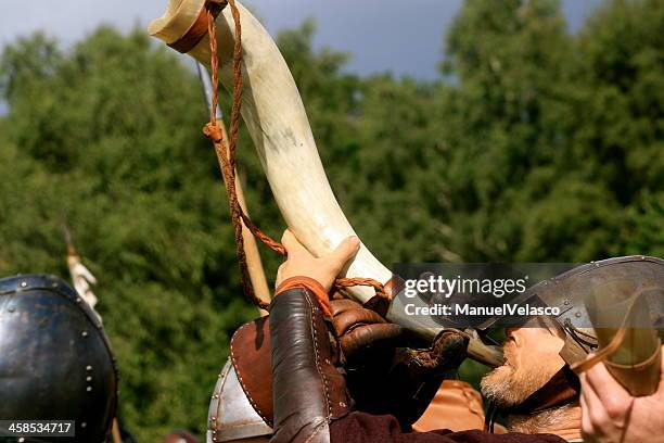 call to arms - hunting horn stock pictures, royalty-free photos & images