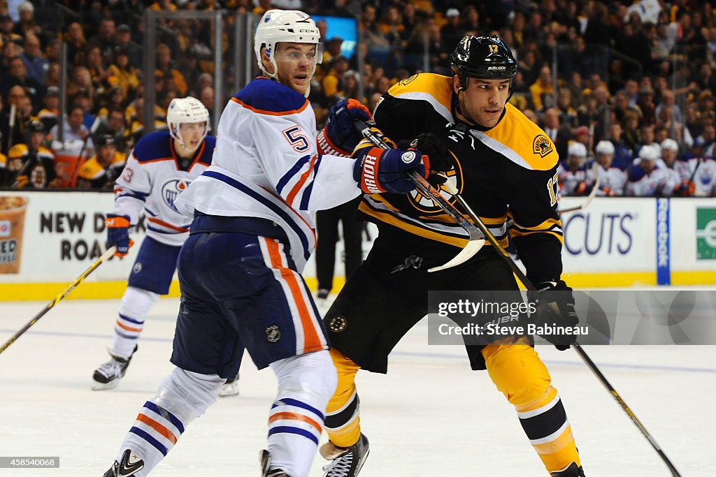 Edmonton Oilers v Boston Bruins