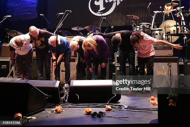 Jaimoe, Derek Trucks, Butch Trucks, Gregg Allman, Warren Haynes, Oteil Burbridge, and Marc Quinones of the Allman Brothers Band take a final bow at...