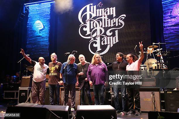 Jaimoe, Derek Trucks, Butch Trucks, Gregg Allman, Warren Haynes, Oteil Burbridge, and Marc Quinones of the Allman Brothers Band take a final bow at...