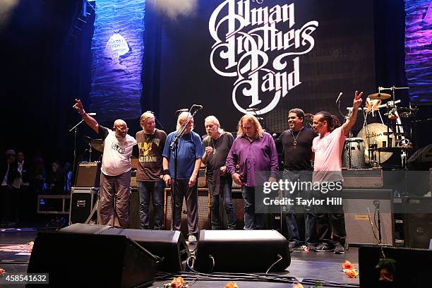 Jaimoe, Derek Trucks, Butch Trucks, Gregg Allman, Warren Haynes, Oteil Burbridge, and Marc Quinones of the Allman Brothers Band take a final bow at...