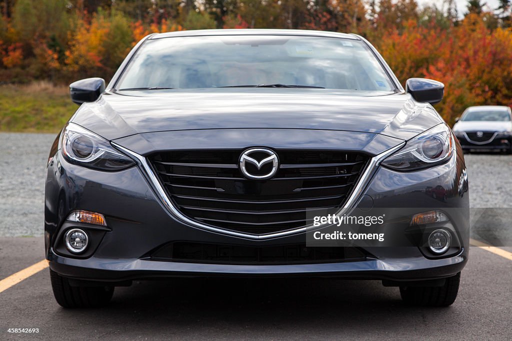 Nuevo Mazda 3 sedán