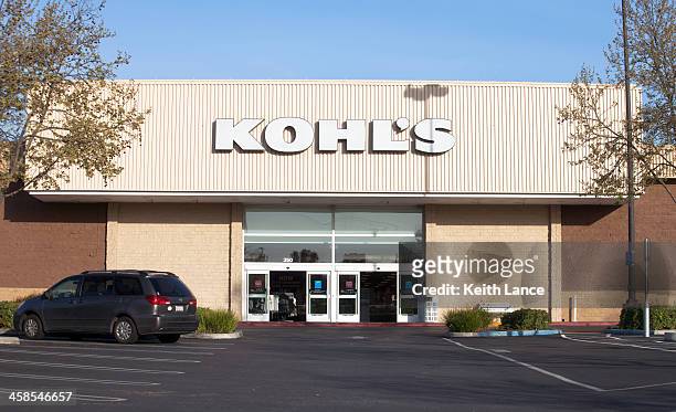 kohl's retail department store - kohls stock pictures, royalty-free photos & images