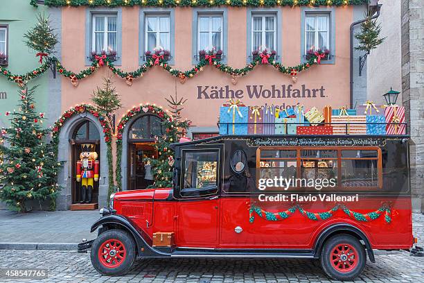 käthe wohlfahrt almacenar en rotemburgo ob der tauber - rothenburg fotografías e imágenes de stock