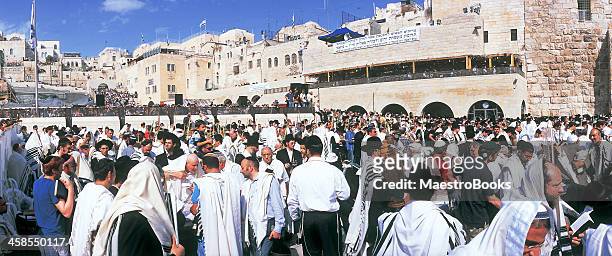 sukkot festival judaico em jerusalém - bairro judeu jerusalém imagens e fotografias de stock