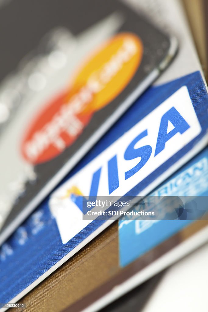 Visa, Mastercard, American Express y tarjetas