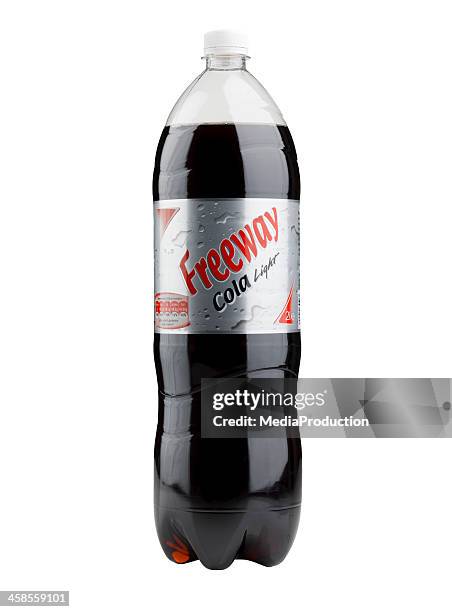 Freeway Cola Cap 2 Litre Bottle Photos and Premium High Res Pictures - Getty Images