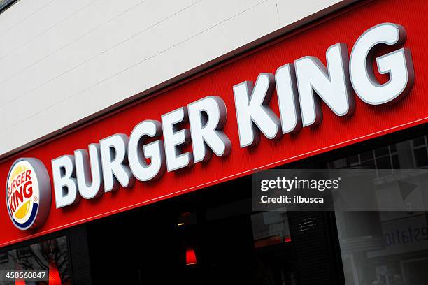 sign of burger king in liverpool - burger king stock pictures, royalty-free photos & images