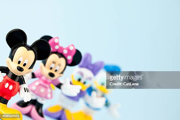 mickey mouse and friends - minnie mouse stockfoto's en -beelden