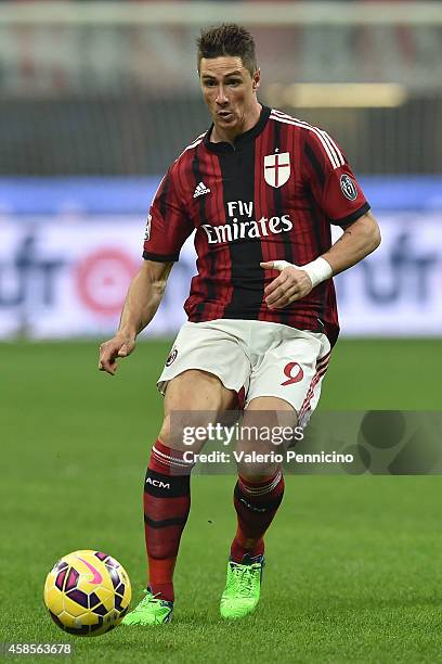 Fernando Torres of AC Milan in action during the Serie A match between AC Milan and US Citta di Palermo at Stadio Giuseppe Meazza on November 2, 2014...