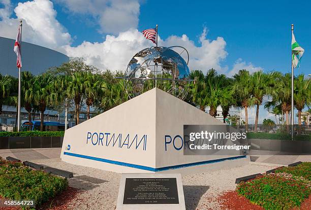 Portmiami Sign 45 The Portmiami Tunnel Opens In South Florida Stock Photos, High-Res ...
