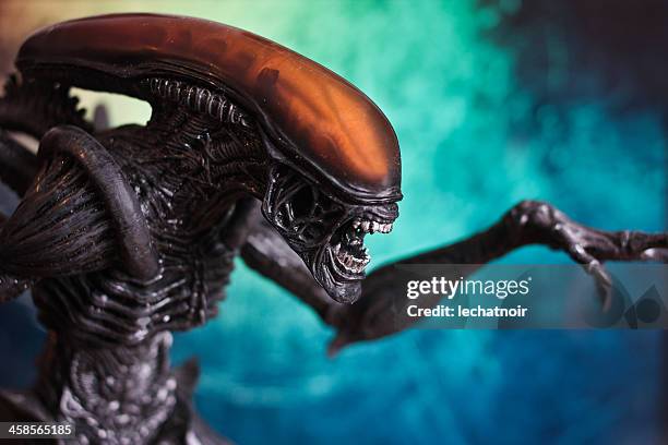 alien movie figure - february 10, 2010 - outrage 2010 film stock pictures, royalty-free photos & images