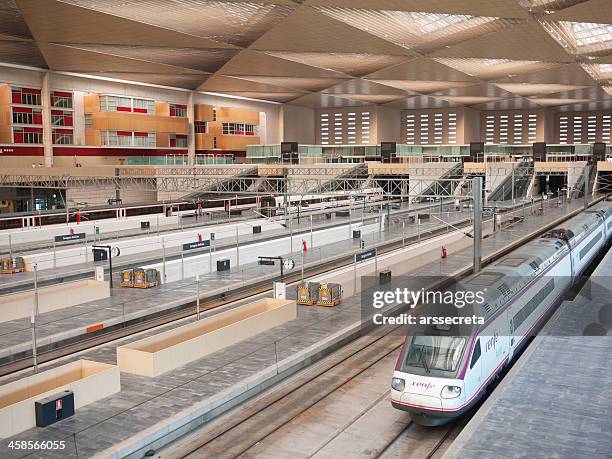 Zaragoza Railway Station Photos and Premium High Res Pictures Getty