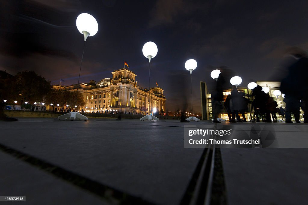 Light Installation Illuminates Former Berlin Wall Route