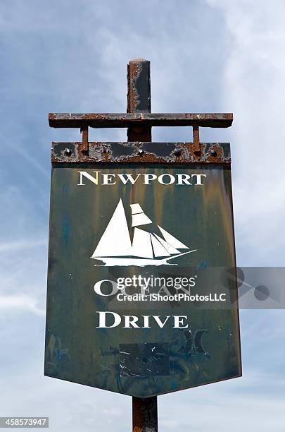 ocean drive newport - rhode island sign stock pictures, royalty-free photos & images