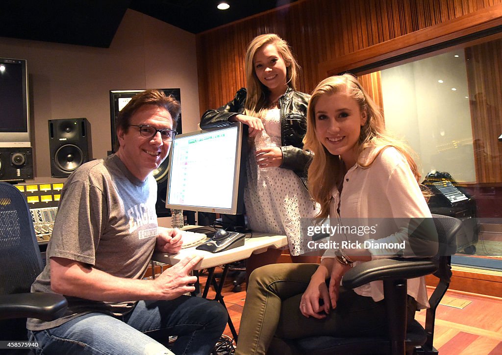 Maddie & Tae Record Their Self-Titled Debut EP With Producer Dann Huff