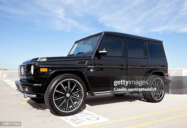 mercedes benz g500. - range rover stock-fotos und bilder