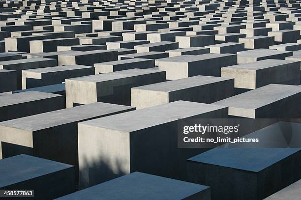 holocaust memorial berlin - monument to the murdered jews of europe stock pictures, royalty-free photos & images