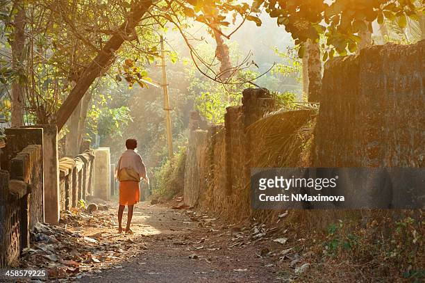 morgenlicht - daily life in kerala stock-fotos und bilder