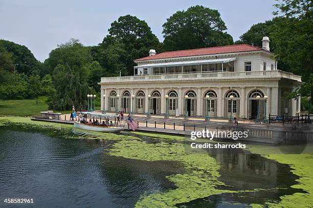 audubon center brooklyn, nueva york - boathouse fotografías e imágenes de stock