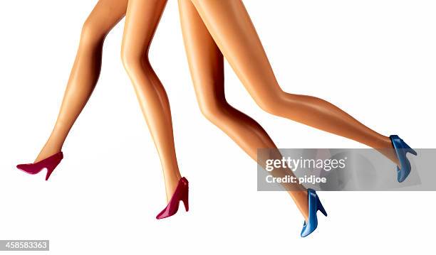 mujeres piernas para correr muñeca barbie - muñeca barbie fotografías e imágenes de stock