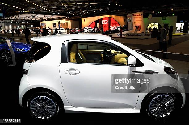 aston martin cygnet - cygnet stock pictures, royalty-free photos & images