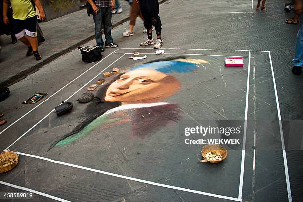 die halbe miete berühmten gemälde auf fliesen, florenz, italien - straßenmaler stock-fotos und bilder