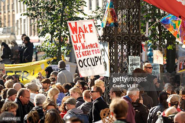 occupy amsterdam gathering at beursplein - anti globalization stock pictures, royalty-free photos & images