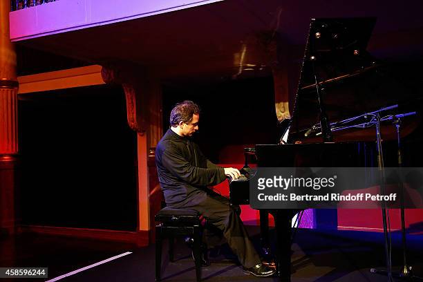 Pianist Karol Beffa performs during the French-American Foundation Gala Dinner at Salle Wagram on November 7, 2014 in Paris, France.