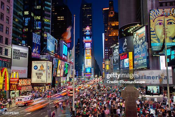 times square at night - broadway theater exteriors and landmarks stock pictures, royalty-free photos & images