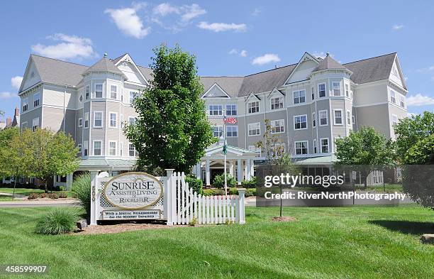 sunrise assisted living - retirement community stock pictures, royalty-free photos & images