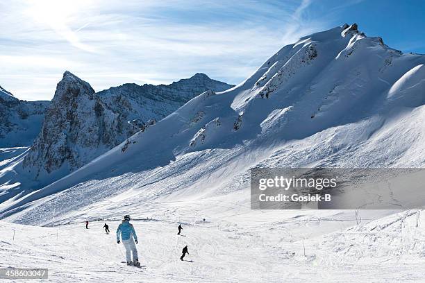 mountain alps,piste - val d'isere stockfoto's en -beelden