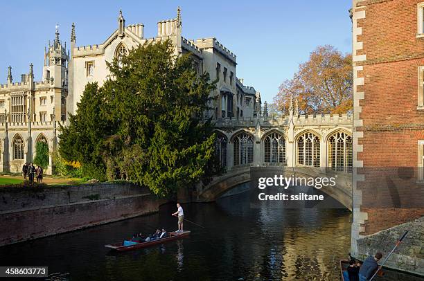 bridge of sighs in cambridge, uk - st john's college stock pictures, royalty-free photos & images