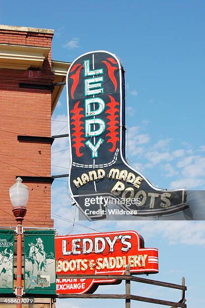 leddy handmade boots in fort worth, texas - saddlery building stock pictures, royalty-free photos & images