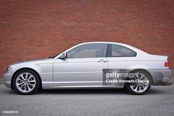 bmw 3 series (e46) coupe - car profile stock pictures, royalty-free photos & images