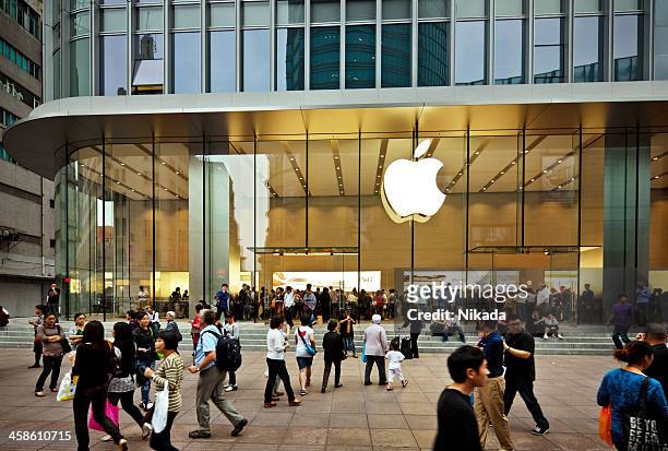 apple store in china - apple company stock pictures, royalty-free photos & images